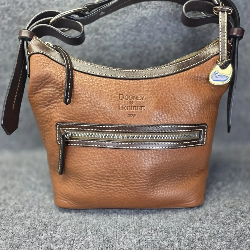 DOONEY & BOURKE 1975 Pebbled Leather Hobo Classic Vintage Shoulder Bag Brown